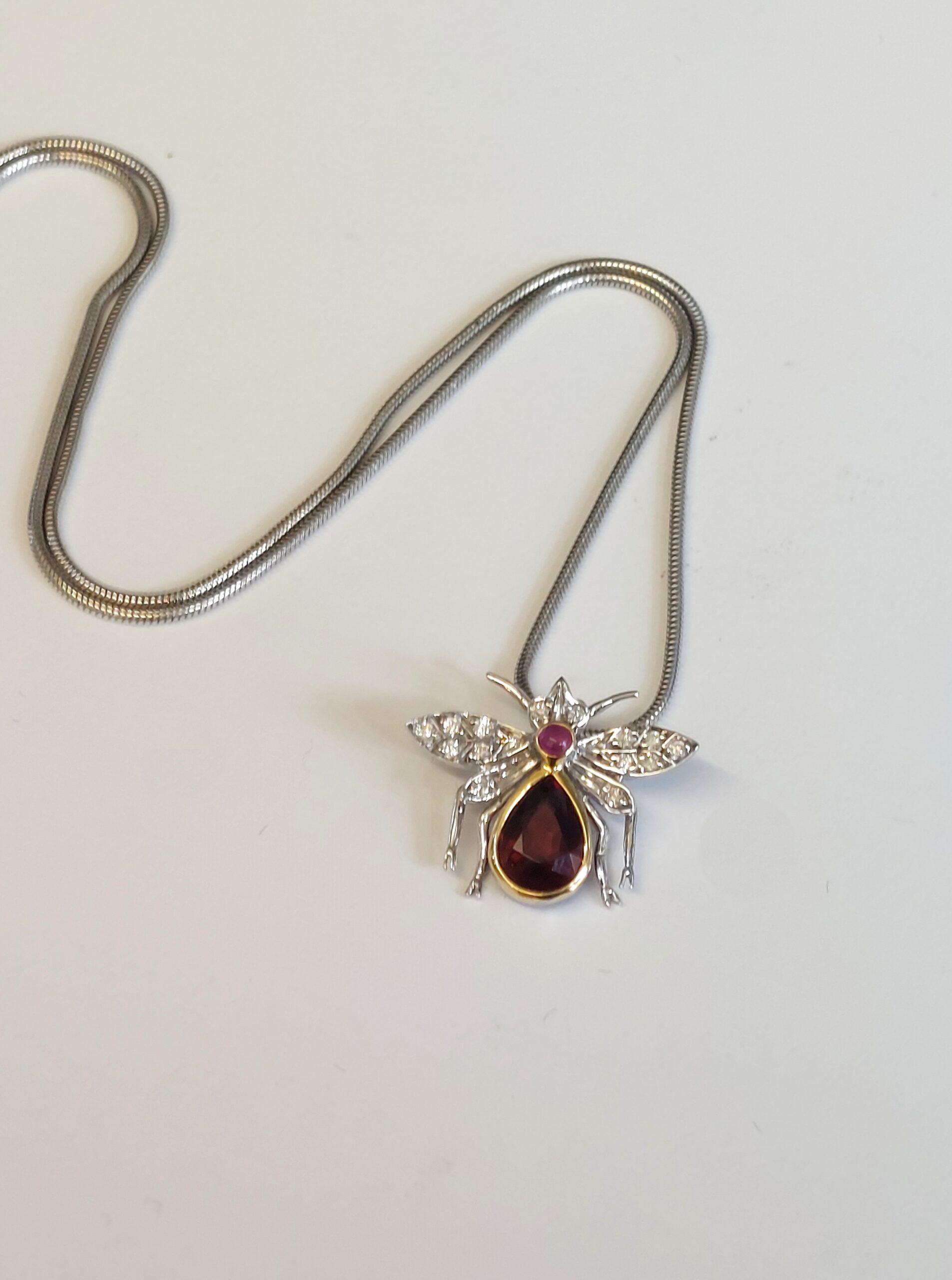 18ct White Gold Tiffany & Co Bumble Bee Pendant - Beautiful! - Image 7