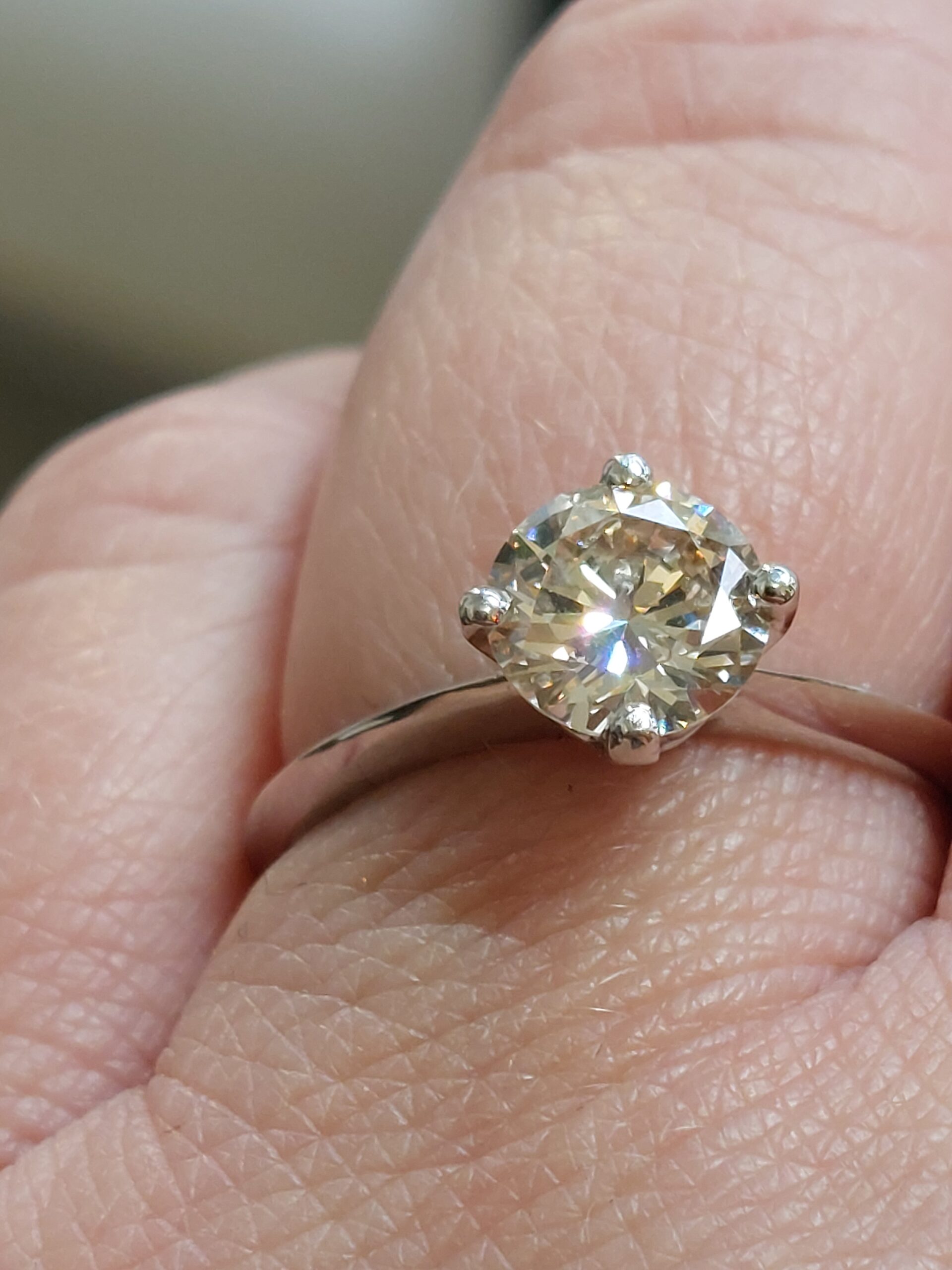 New Platinum and Natural Diamond Solitaire - 1.10ct - really pretty - Image 6