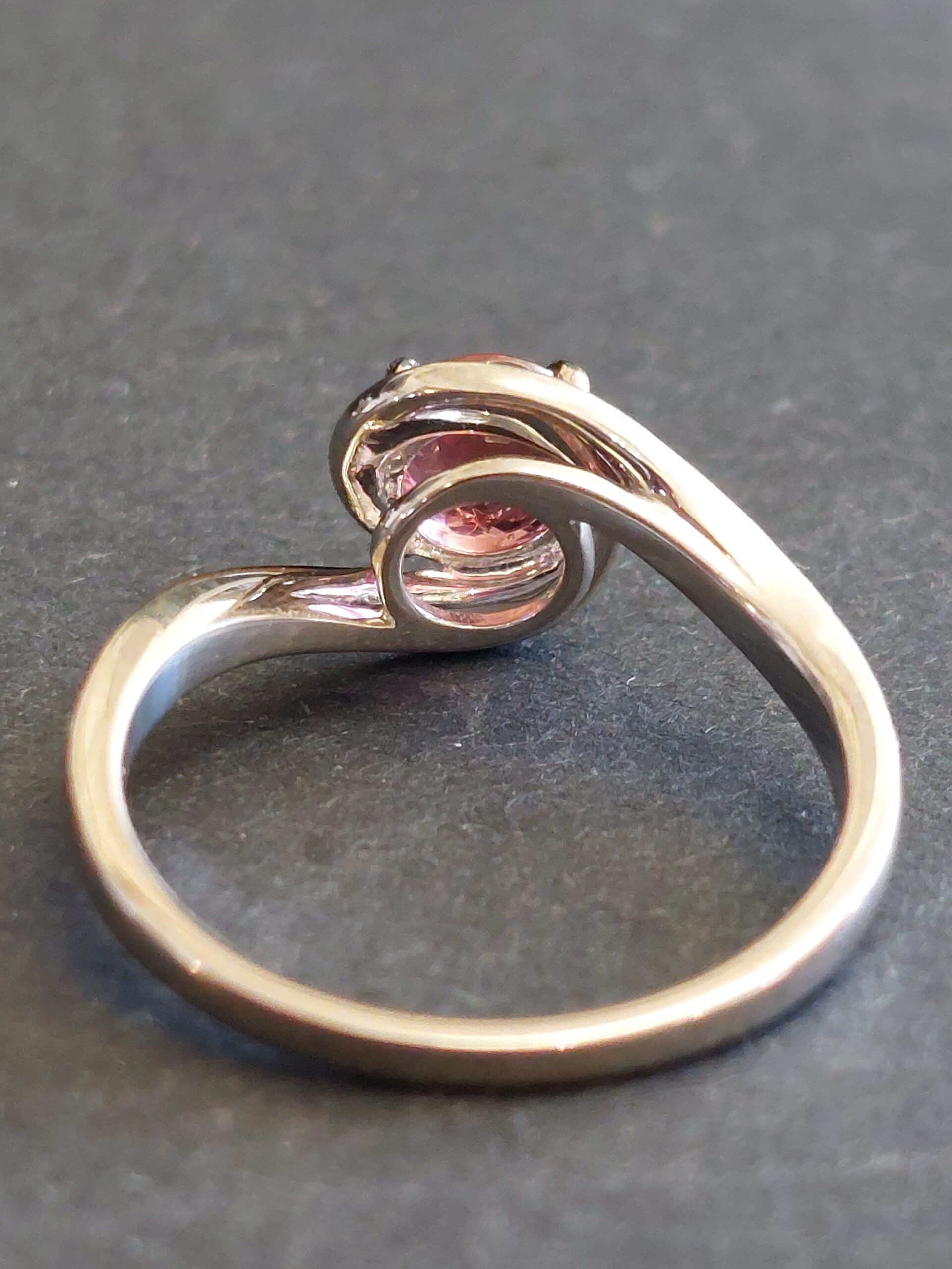 Ladies 18ct W/G Pink Tourmaline & Diamond Swirl Design Ring - Beautiful!!! - Image 4