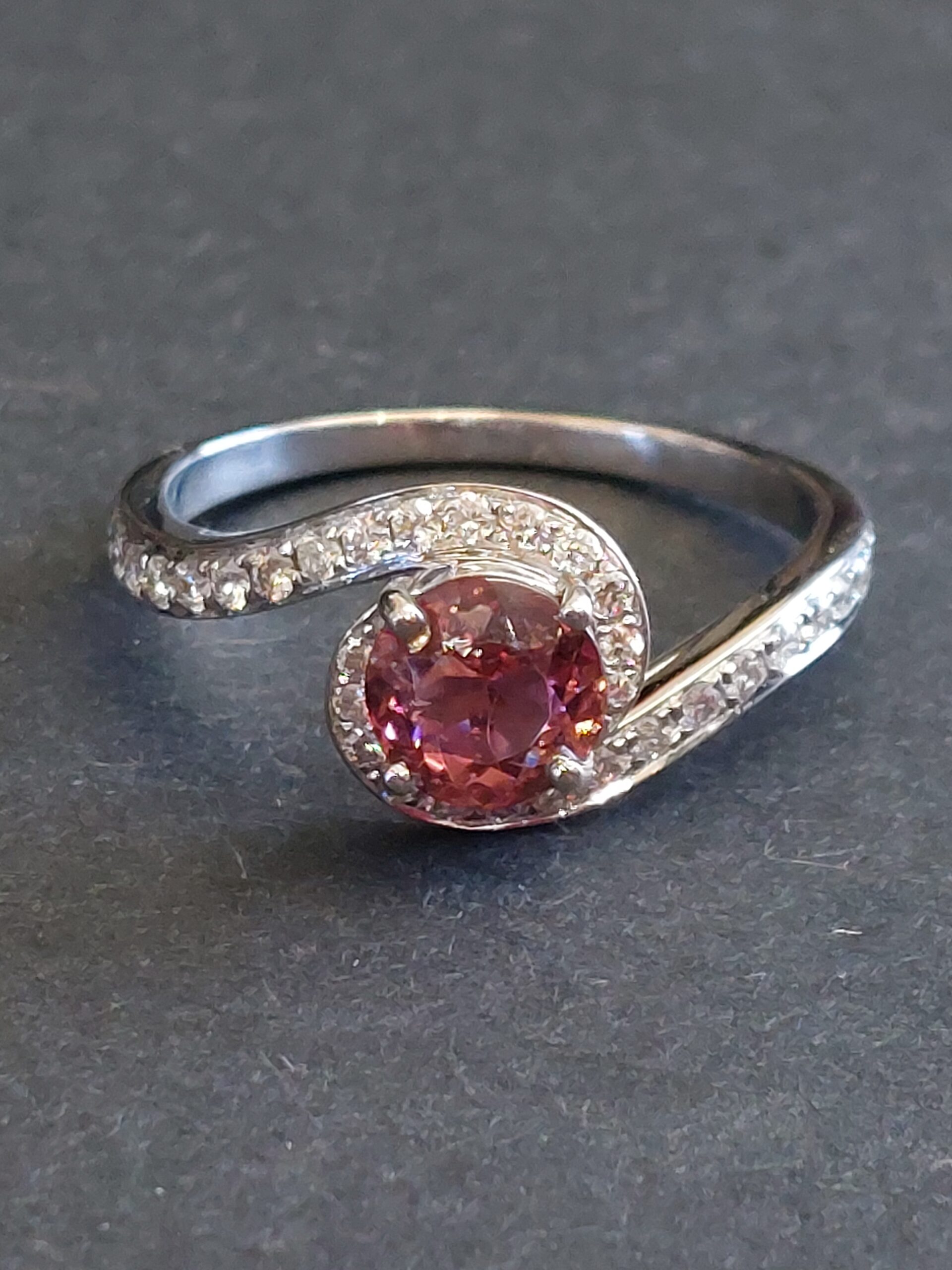 Ladies 18ct W/G Pink Tourmaline & Diamond Swirl Design Ring - Beautiful!!! - Image 9