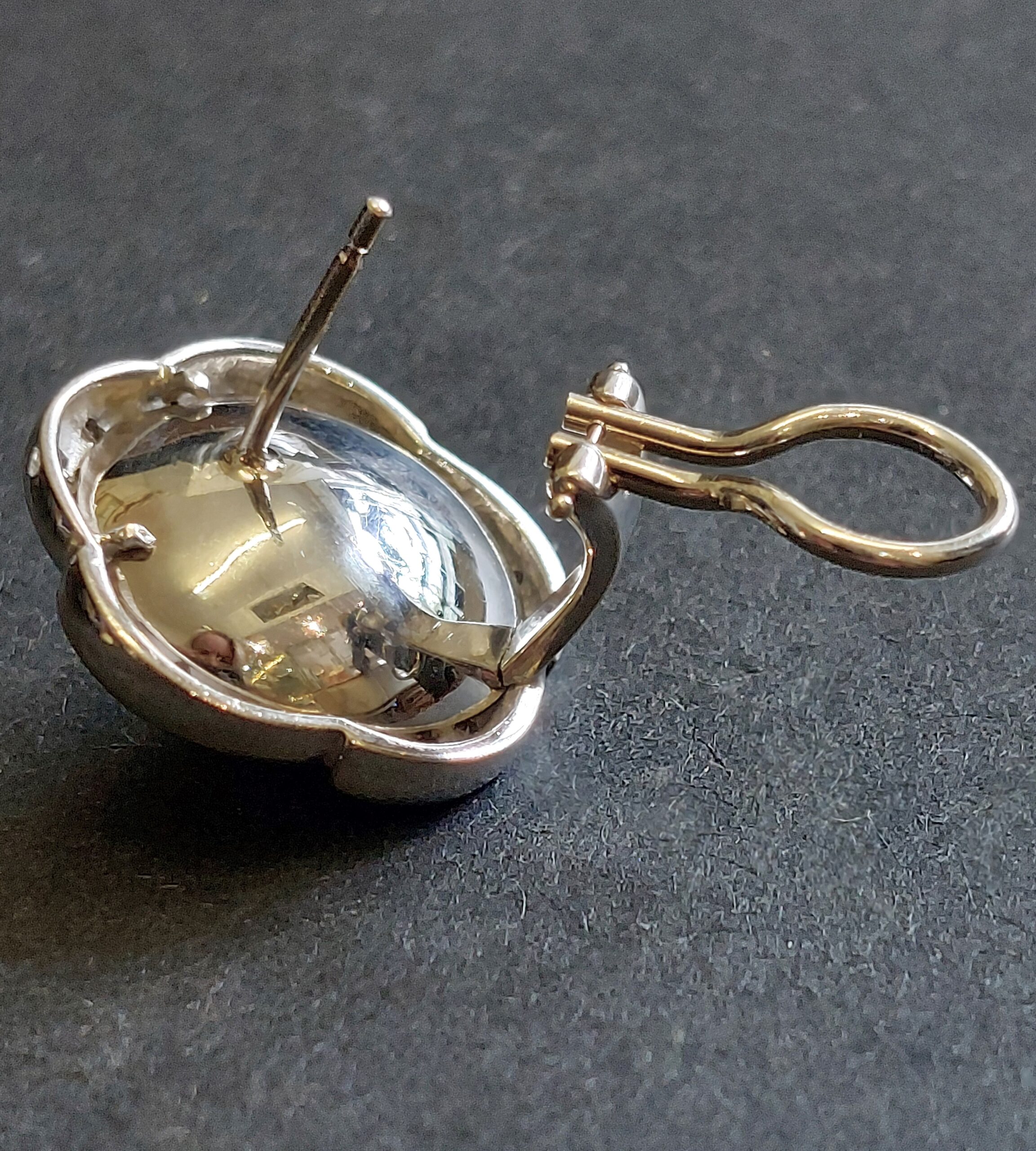 18ct White Gold Natural Diamond and Mobe Pearl Earrings - Image 7