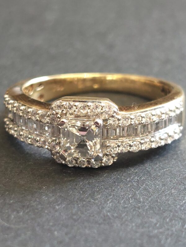 18ct Yellow Gold Emerald, Baguette and Round Brilliant Cut Diamond ...