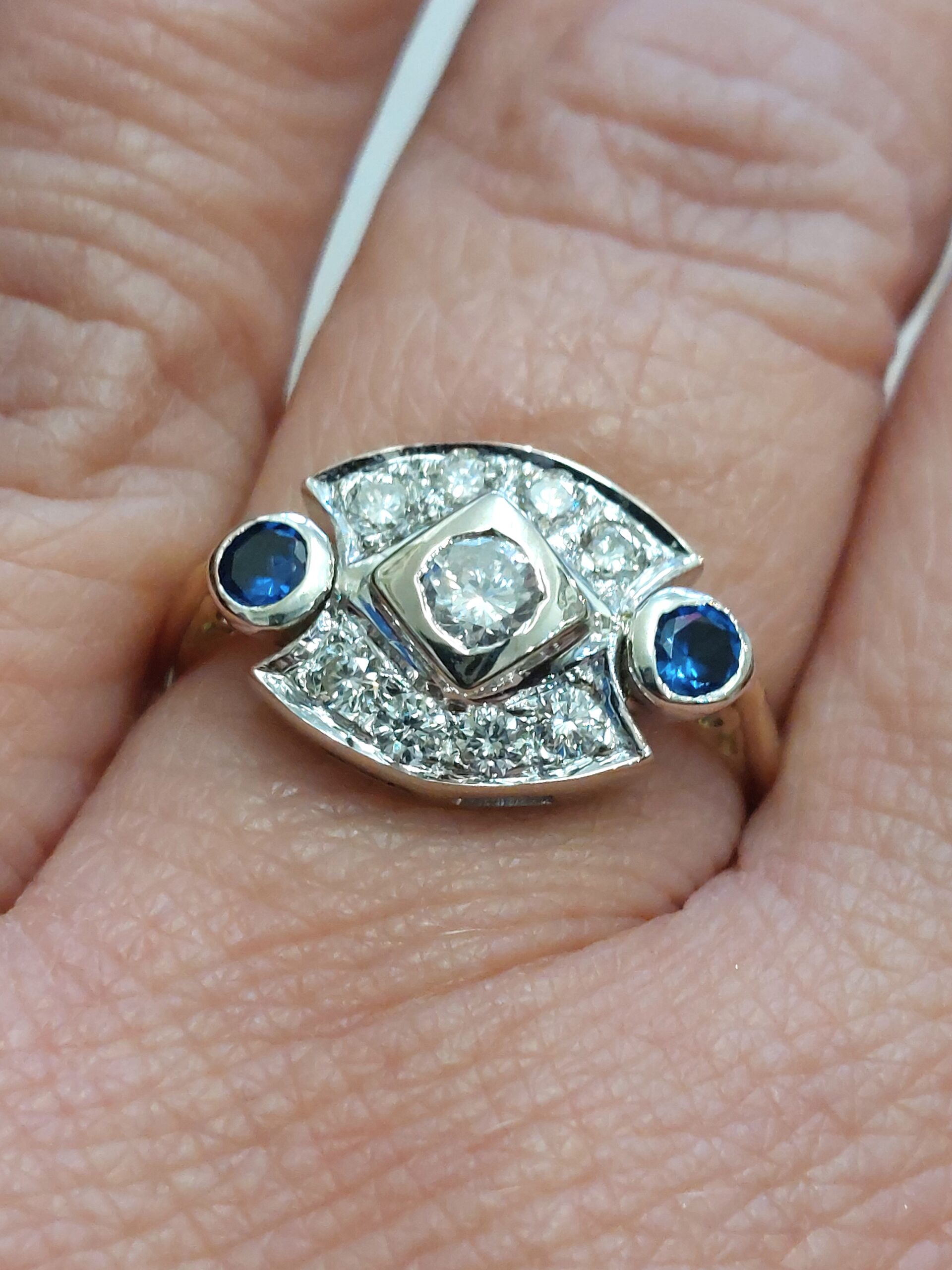 Bespoke 18ct Y/G & W/G Rub over Natural Diamond & Madagascan Blue Velvet Sapphire Set Cluster - Image 5