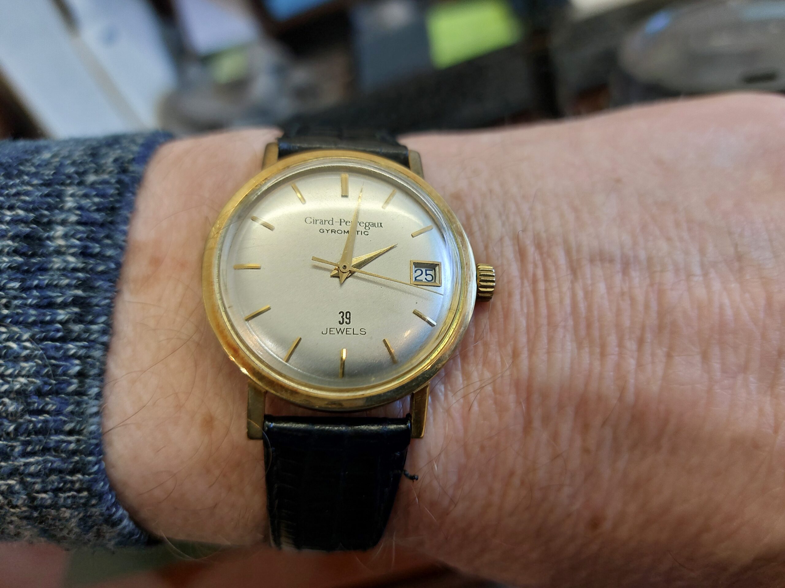 Mens 18ct 750 Girard-Perreguax 39 jewel Gyromatic Year 1968 ( Lovely classic ) - Image 2