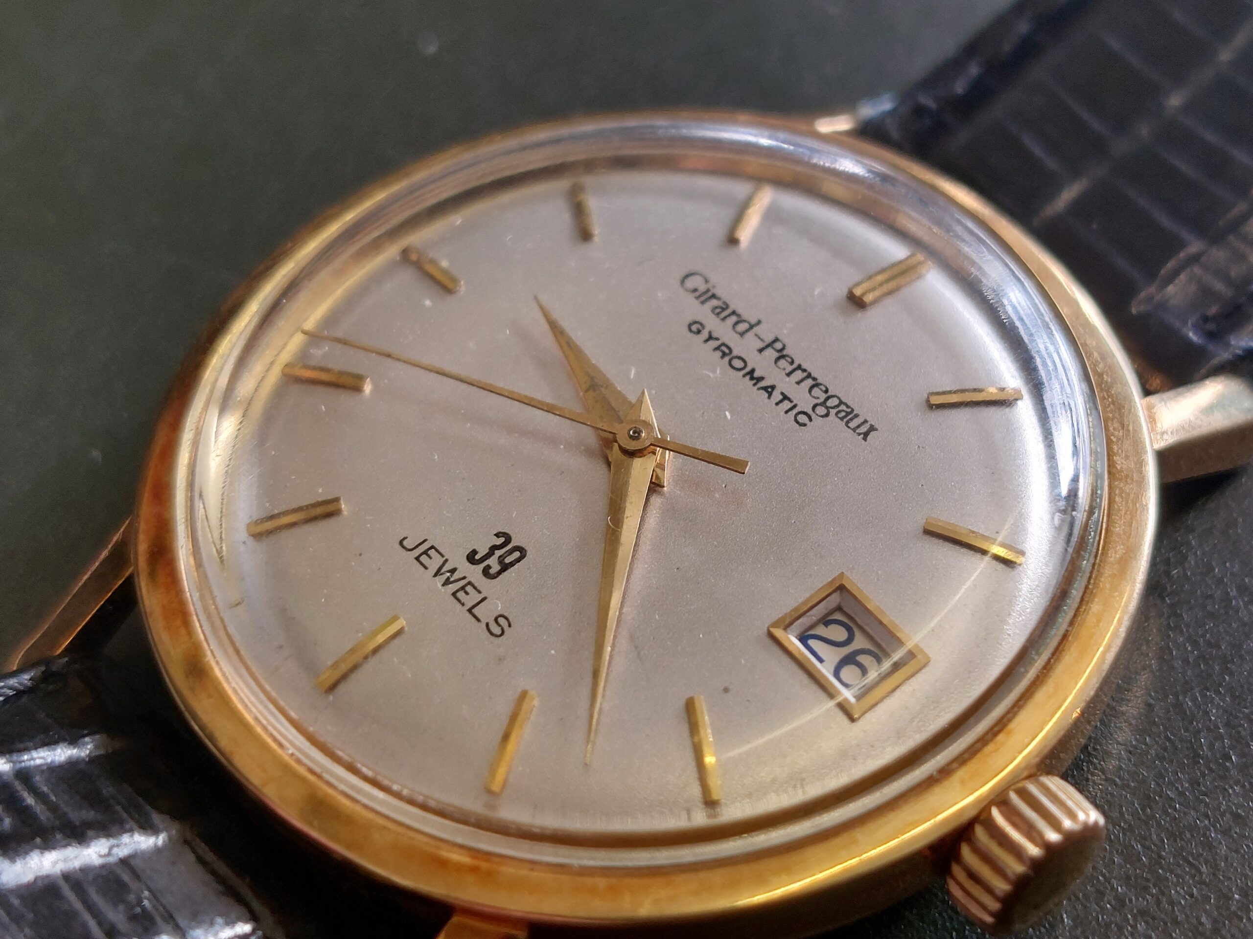 Mens 18ct 750 Girard-Perreguax 39 jewel Gyromatic Year 1968 ( Lovely classic )
