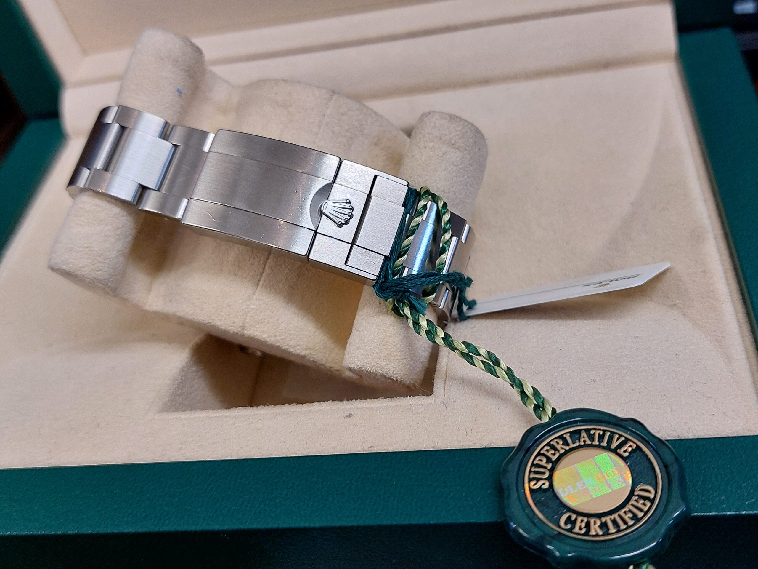 Rolex Airking 2022 Ref: 126900 with full set super condition & super price - Image 9
