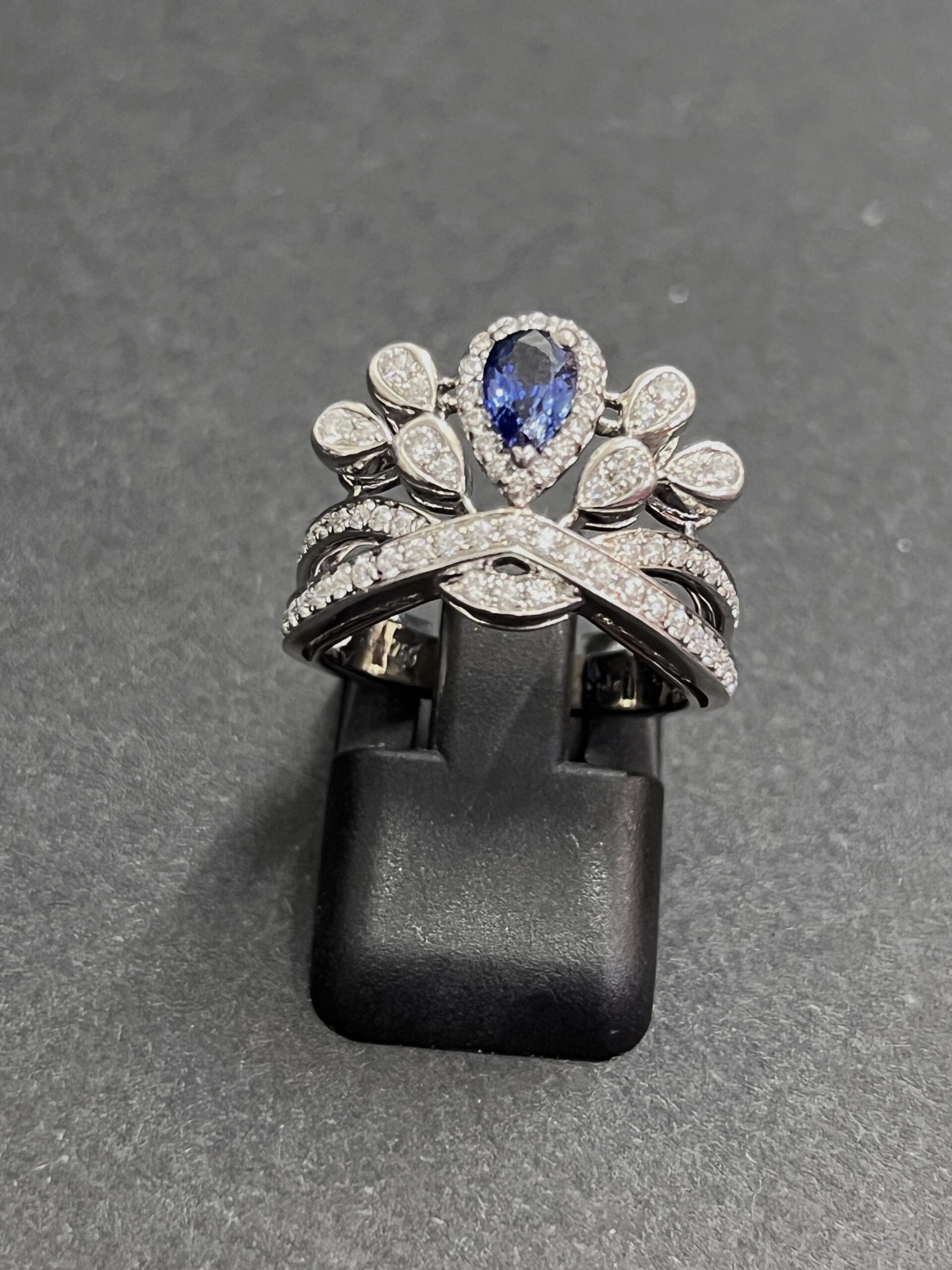 Ladies Sapphire and Diamond Spray Cluster Ring - Stunning